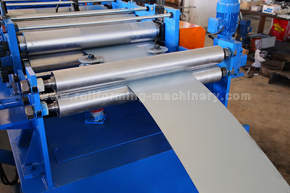 Dispositif de guidage d'alimentation