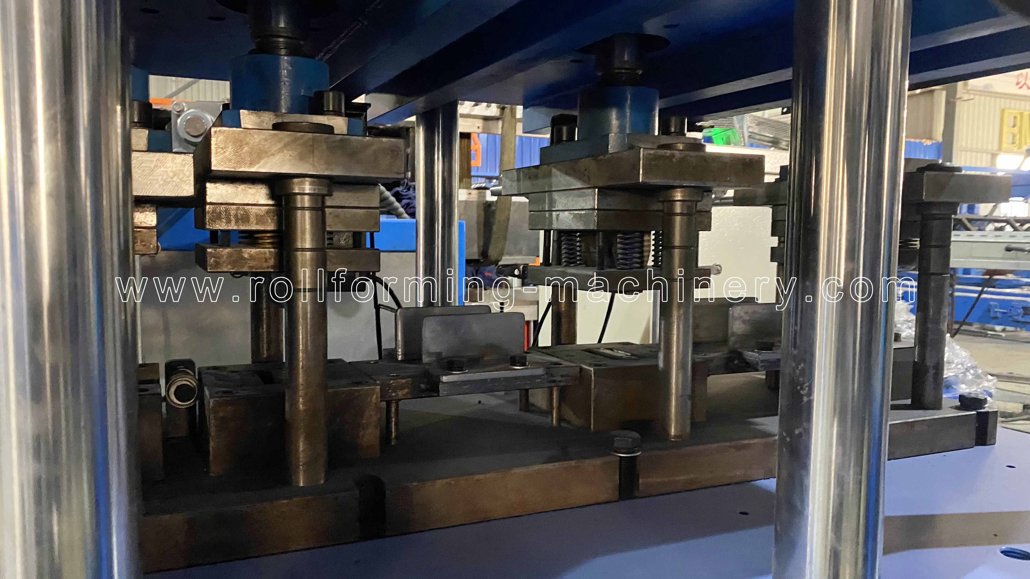 Dispositif de poin&ccedil;onnage