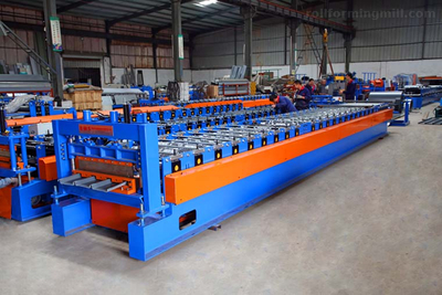 Machine de formage de panneaux de toit Klip-Lok de style populaire de Singapour